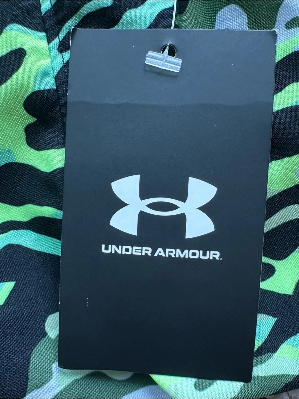 Under Armour Boys Camo Woven Polyester Shorts Youth L Loose Drawstring A236